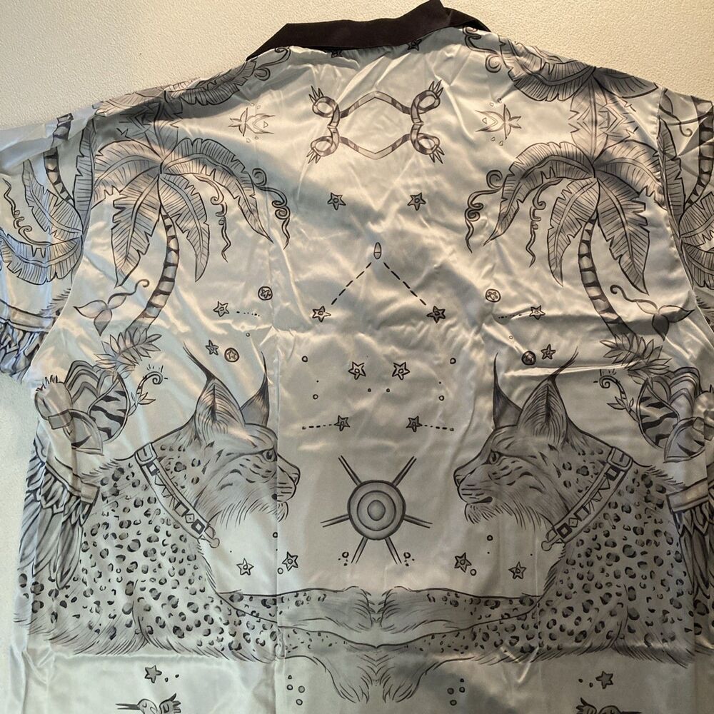 Custom Made Silk Like Lounge Shirt Size 5XL Geometric Design White/Black Classic - Picture 7 of 7